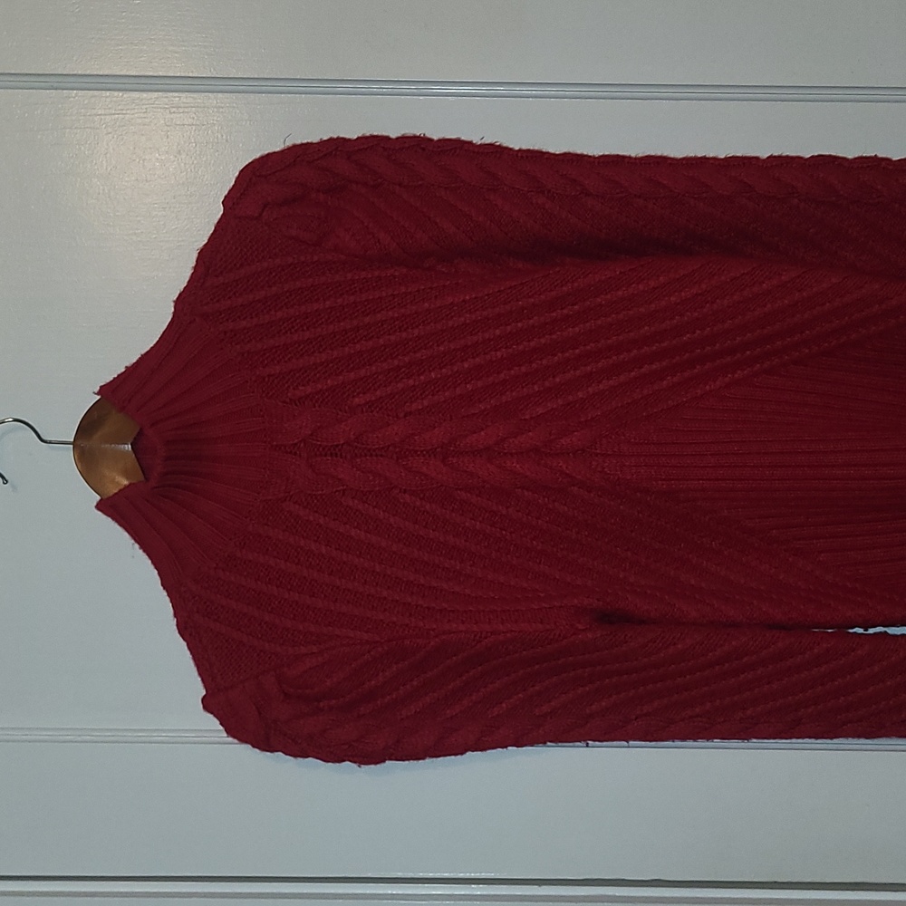 WhiteHouseBlackMarket sweater